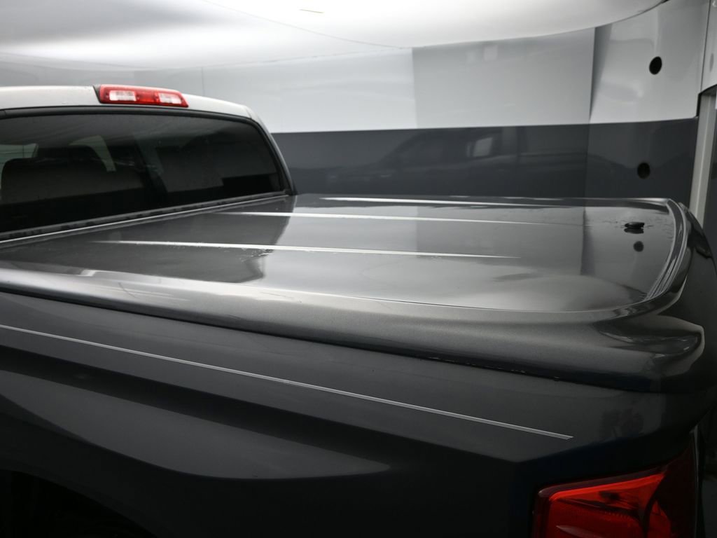 Used 2014 Toyota Tundra SR5 w/ SR5 Upgrade Package image 9
