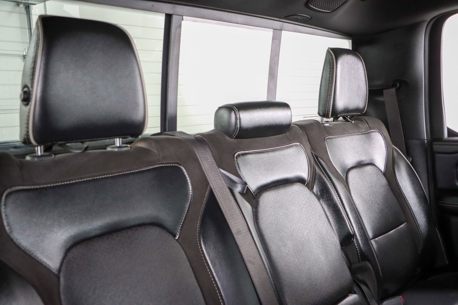 Used 2020 RAM 1500 Laramie w/ Sport Appearance Package image 28