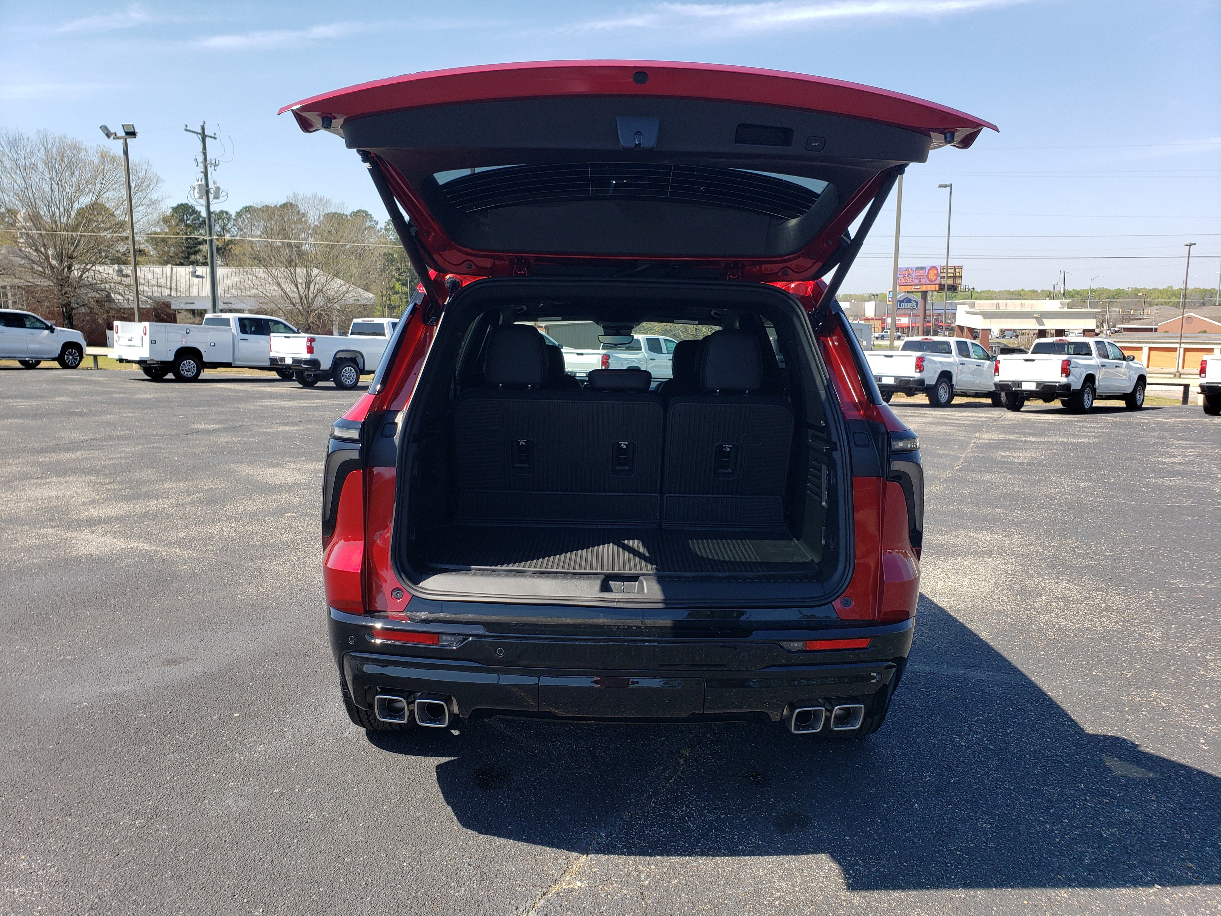 New 2026 Chevrolet Traverse RS w/ LPO, Floor Liner Package image 9
