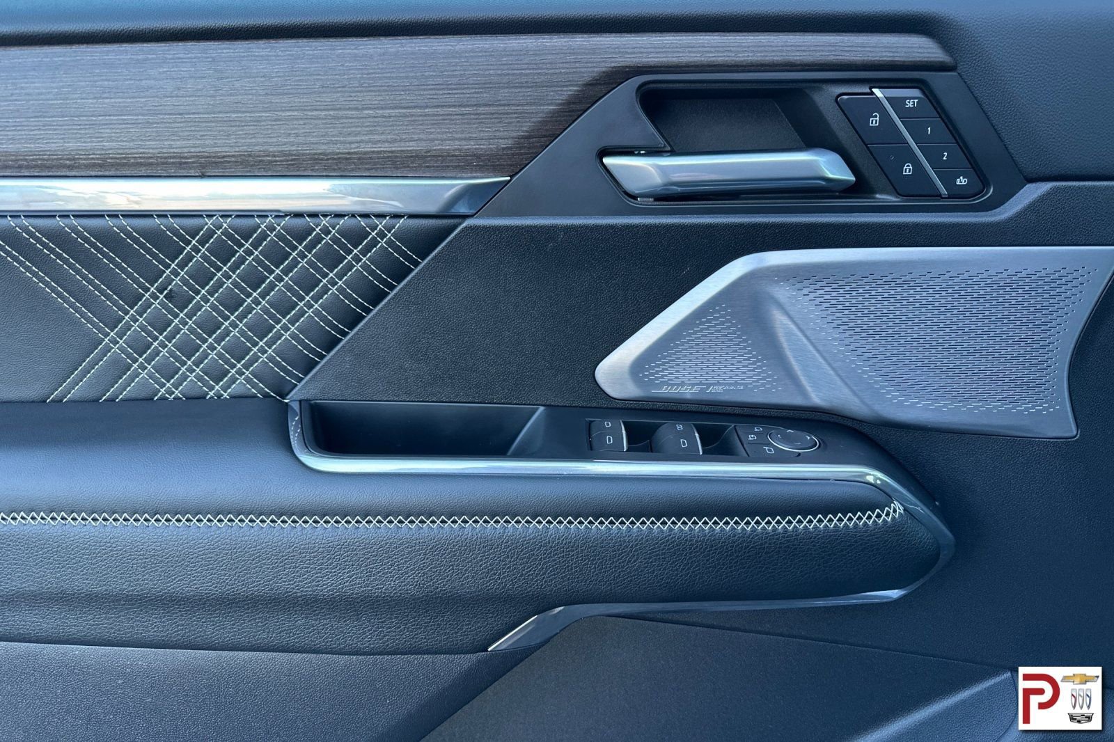 Certified 2024 GMC Acadia Denali w/ Super Cruise Package image 12