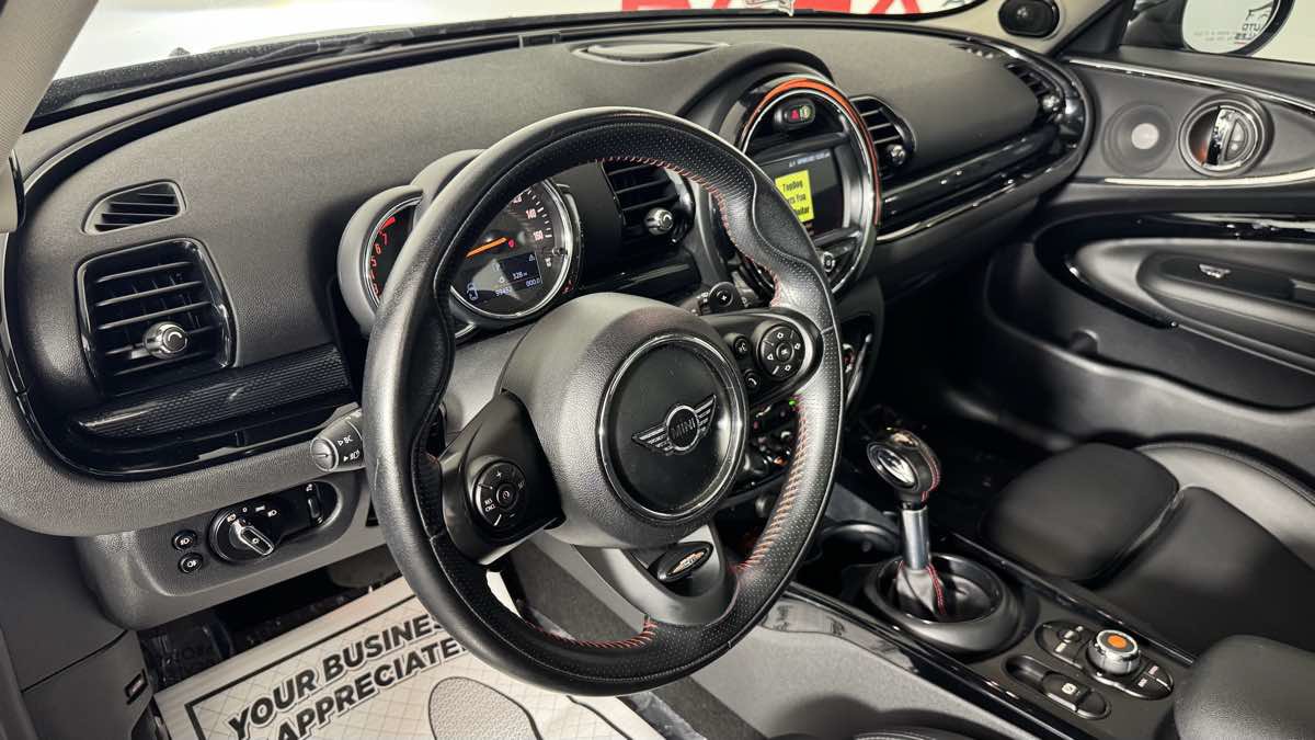 Used 2019 MINI Cooper Clubman S w/ Premium Package FWD image 13