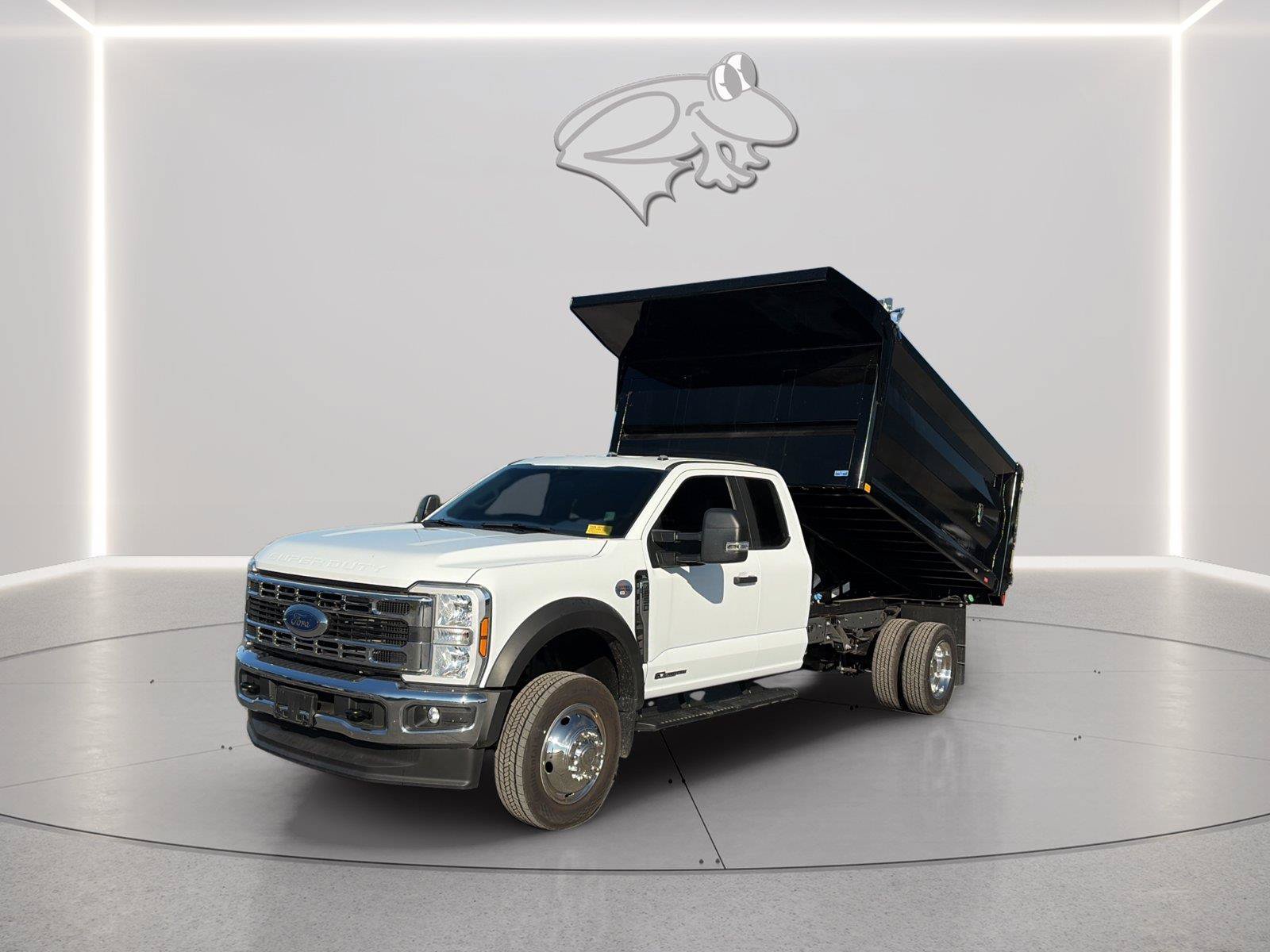 Used 2024 Ford F550 4x4 SuperCab Super Duty image 9