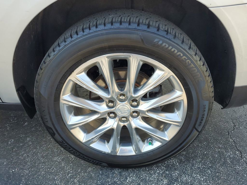 Used 2019 Buick Enclave Premium w/ Experience Buick Package AWD/4WD image 36