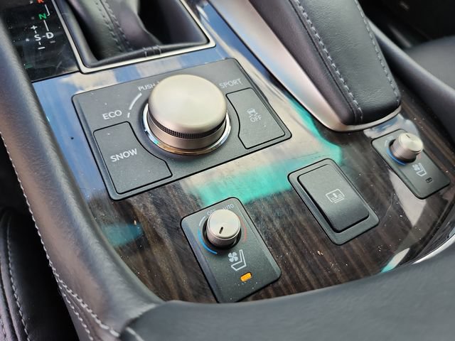 Used 2015 Lexus LS 460 w/ Comfort Package RWD image 28