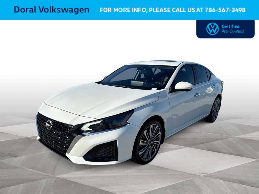 Used 2023 Nissan Altima 2.5 SL image 1