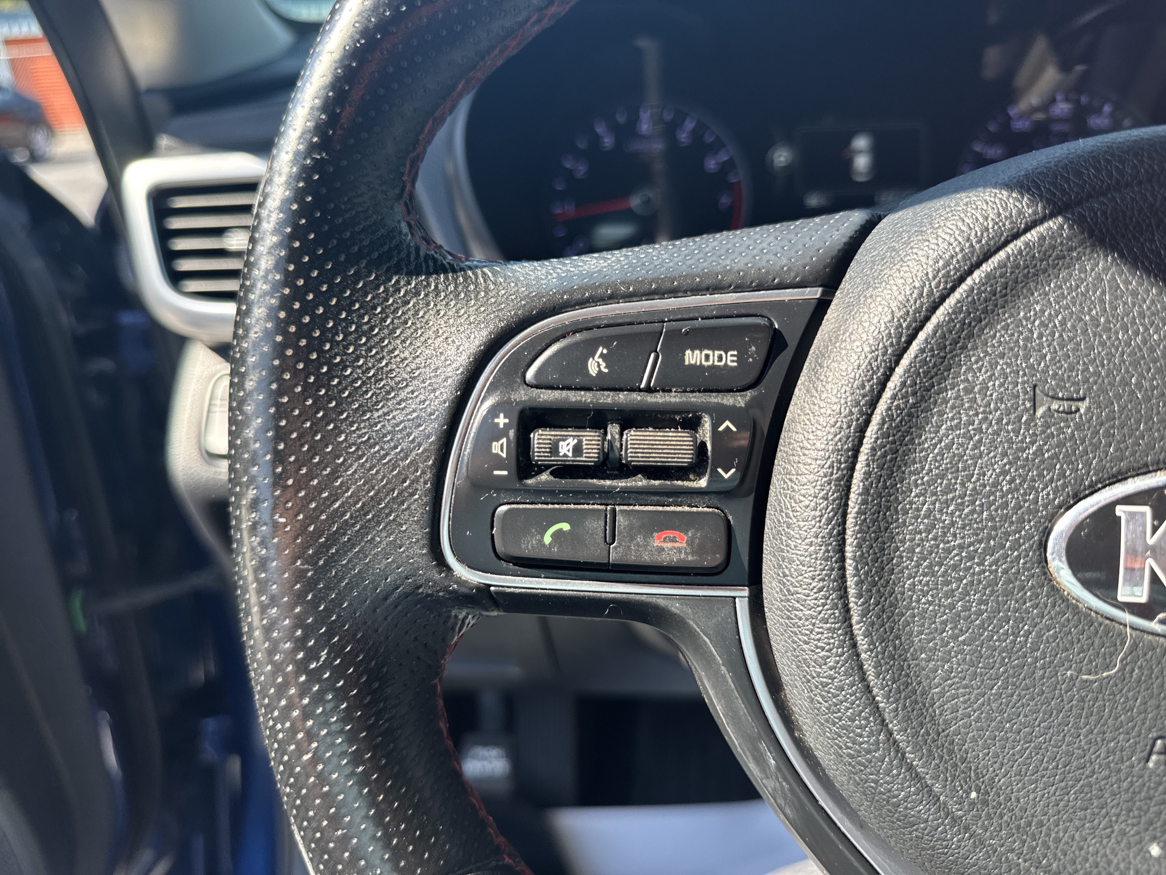 Used 2018 Kia Optima SX FWD image 12
