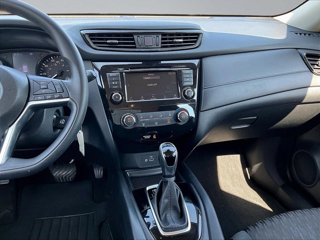 Used 2019 Nissan Rogue S AWD/4WD image 11