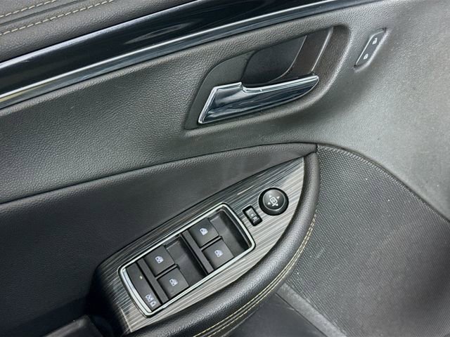 Used 2019 Chevrolet Impala LT FWD image 19