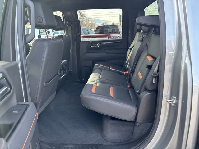Used 2025 GMC Sierra 2500 AT4 image 28