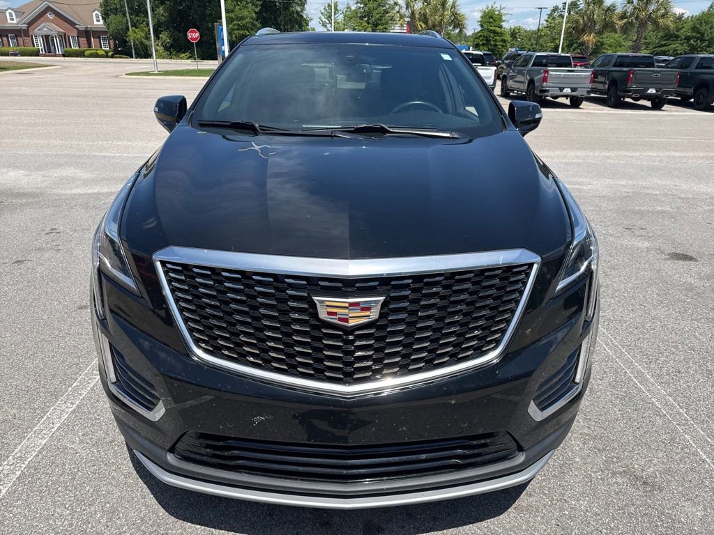 Used 2020 Cadillac XT5 Premium Luxury FWD image 2