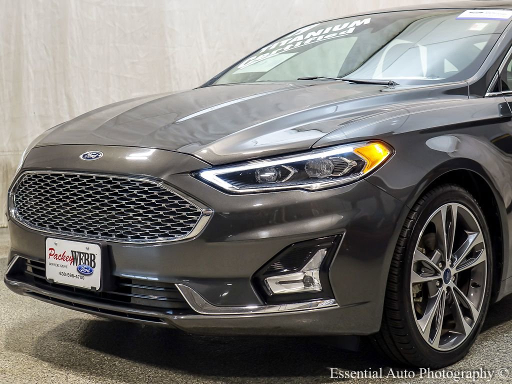 Certified 2019 Ford Fusion Titanium FWD image 4