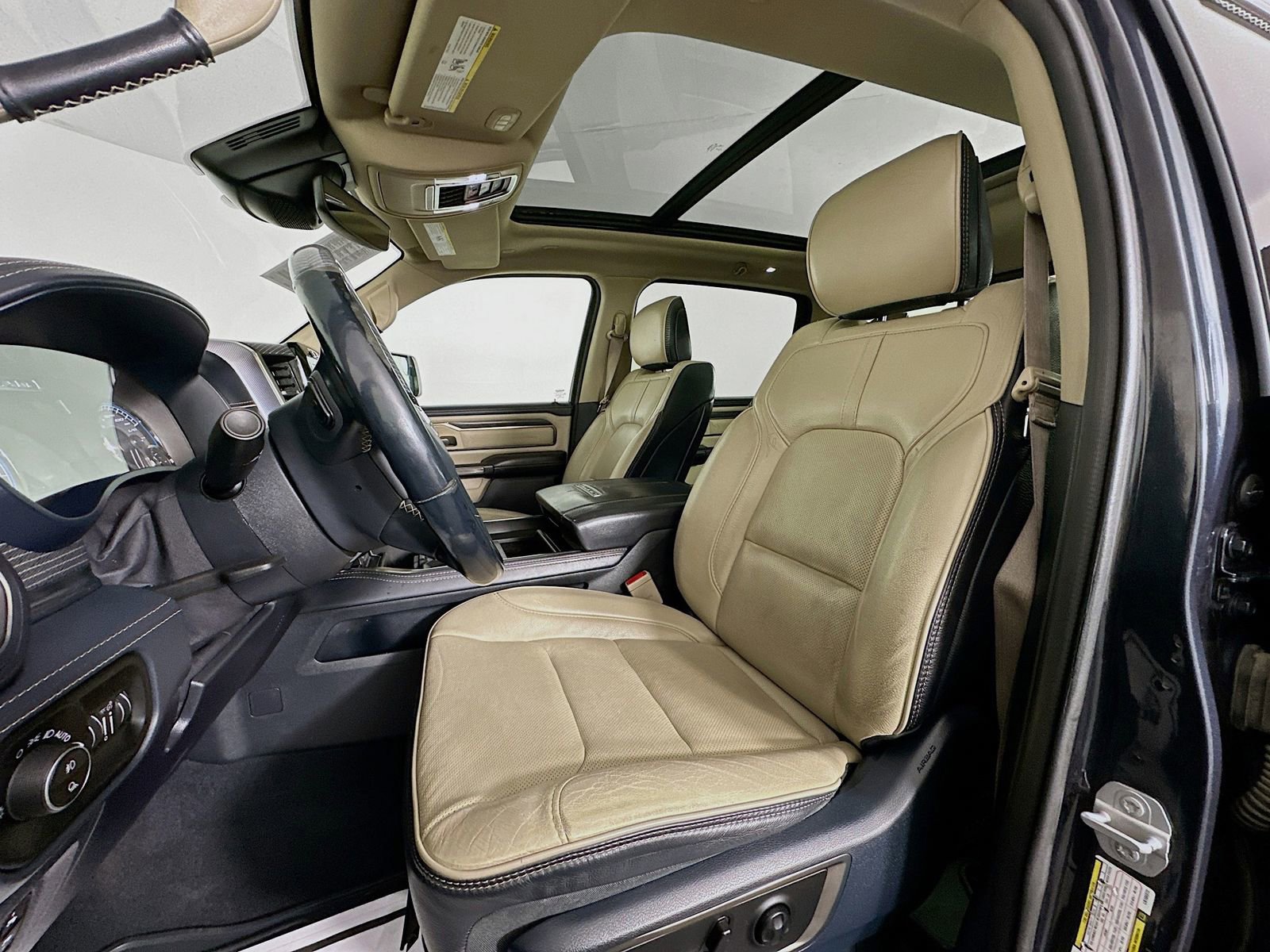Used 2020 RAM 1500 Limited AWD/4WD image 24