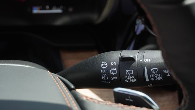 New 2026 Jeep Grand Cherokee L Summit AWD/4WD image 32
