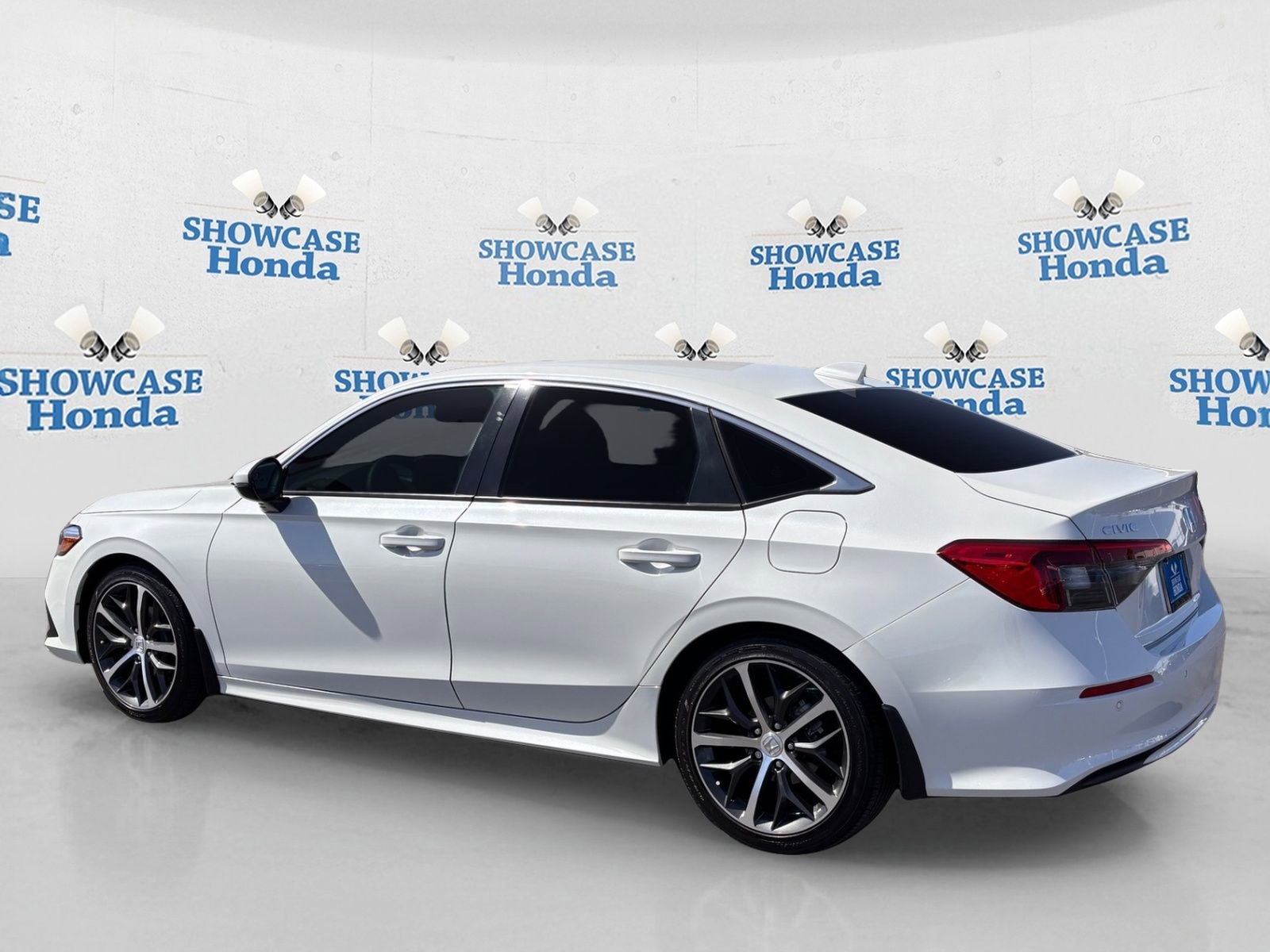 Certified 2024 Honda Civic Touring image 5