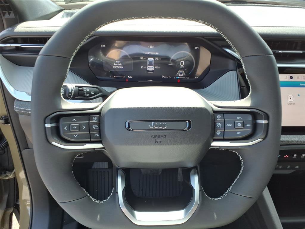New 2026 Jeep Cherokee Laredo AWD/4WD image 11