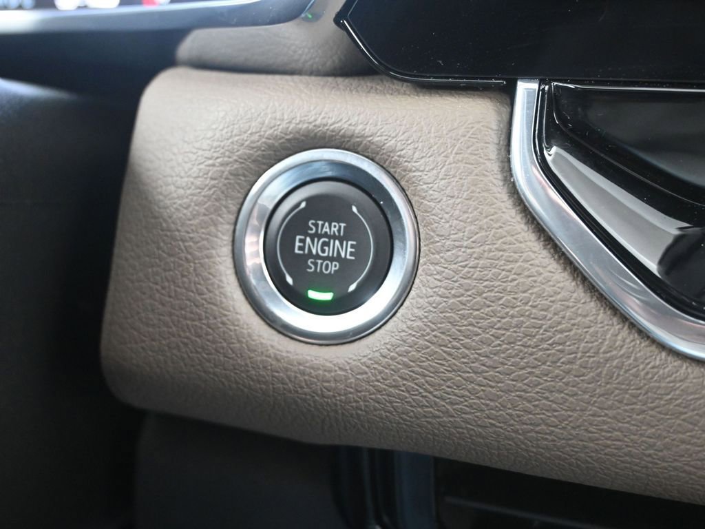 Used 2026 GMC Canyon Denali image 27