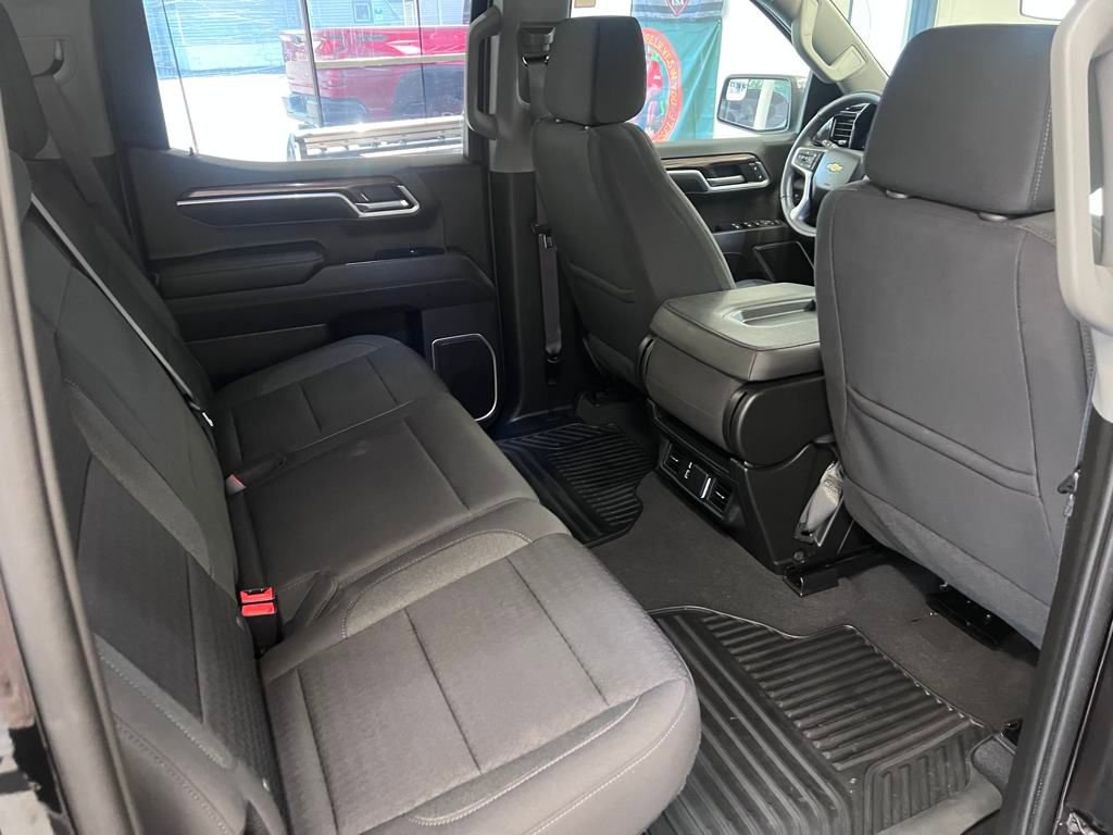 Used 2022 Chevrolet Silverado 1500 LT image 47