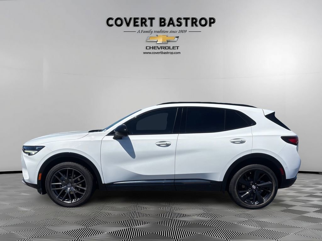 Used 2022 Buick Envision Essence w/ Technology Package II image 3