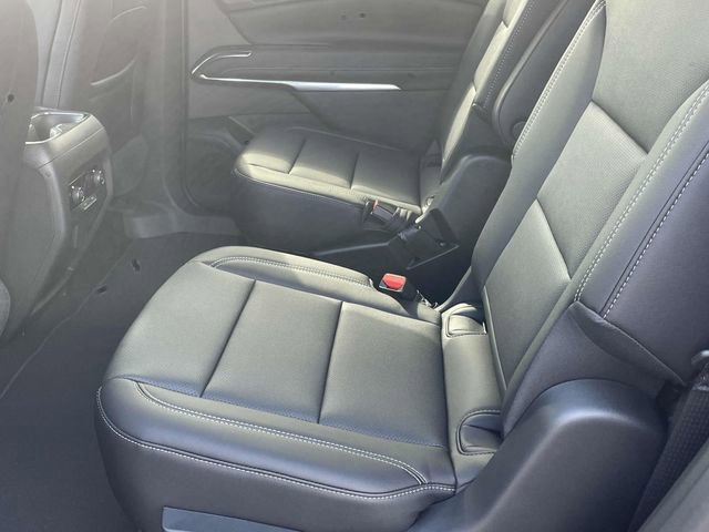 New 2025 Chevrolet Traverse LT w/ Driver Confidence Package image 5