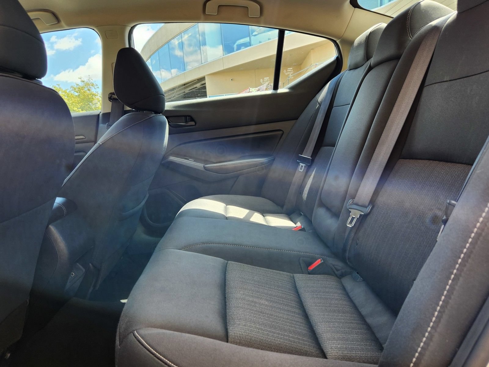 Used 2024 Nissan Altima 2.5 SV FWD image 48