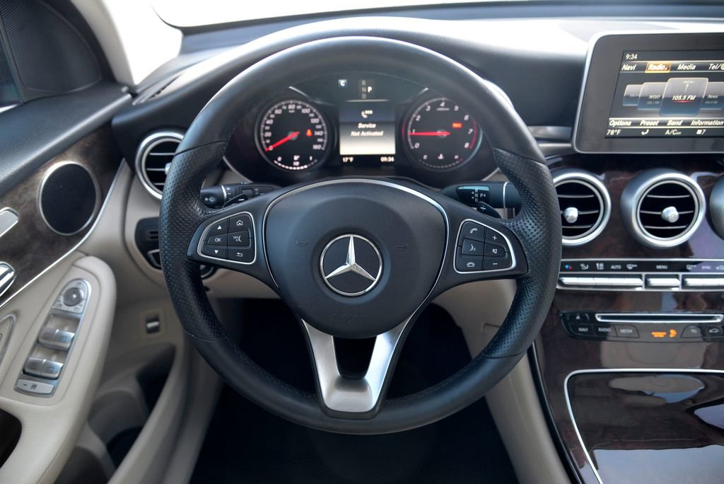 Used 2018 Mercedes-Benz GLC 300 4MATIC image 18