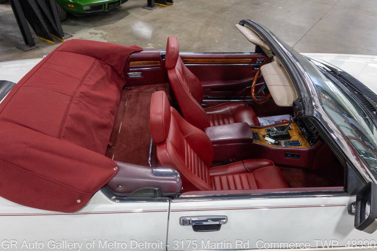 Used 1989 Jaguar XJS V12 Convertible RWD image 15