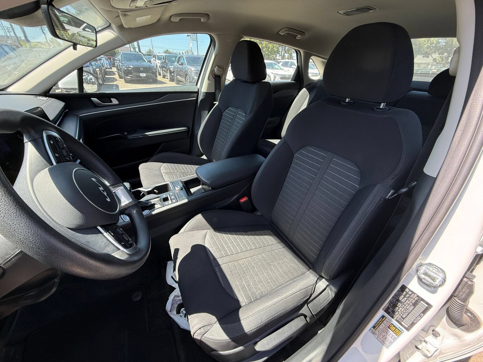 Used 2025 Kia K5 LXS FWD image 33