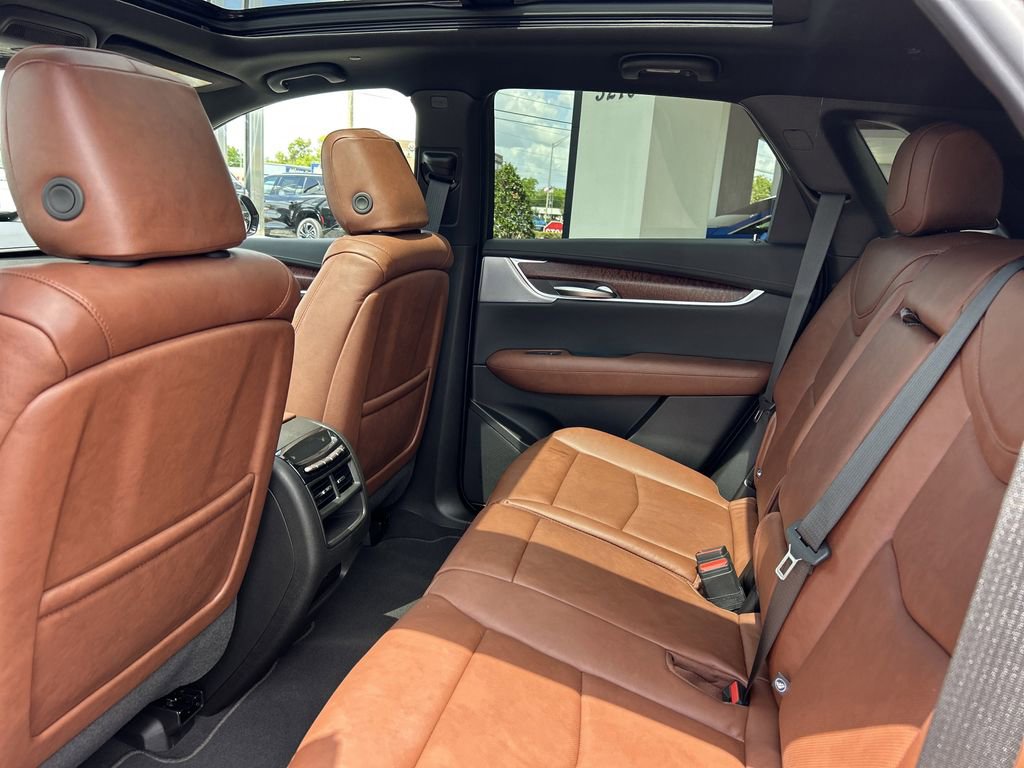 New 2026 Cadillac XT5 Premium Luxury image 17