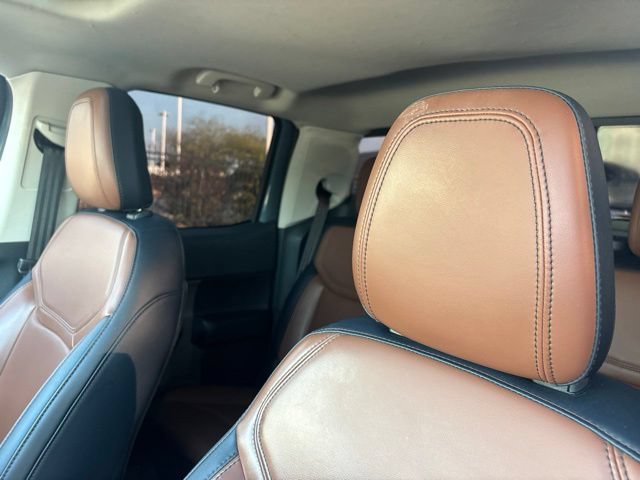 Used 2022 Ford Maverick Lariat w/ Lariat Luxury Package FWD image 9