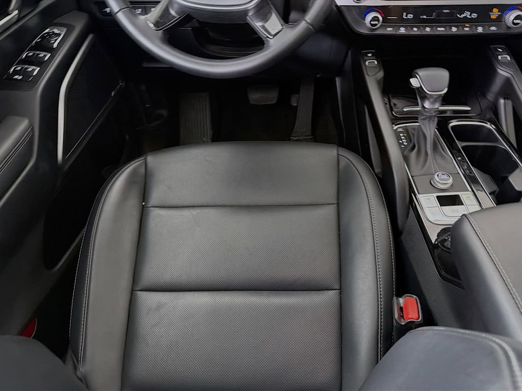Used 2025 Kia Telluride S image 27