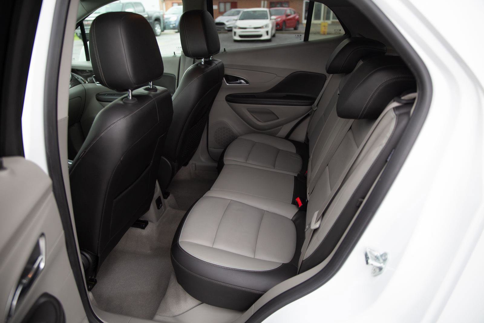 Used 2016 Buick Encore Premium AWD/4WD image 21