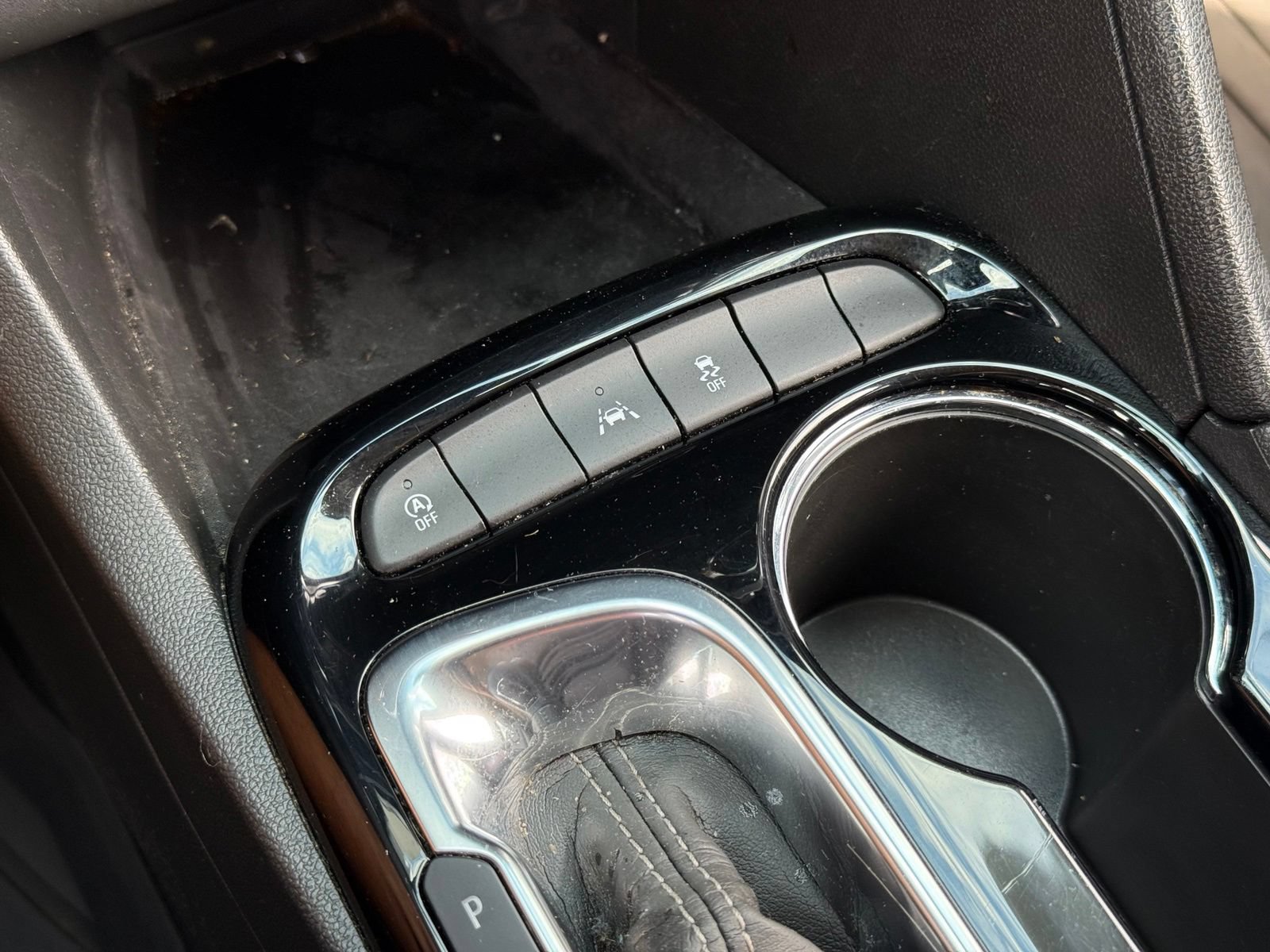 Used 2024 Buick Encore GX Sport Touring FWD image 24