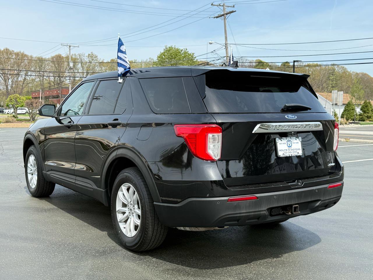 Used 2021 Ford Explorer 4WD w/ Class III Trailer Tow Package image 7