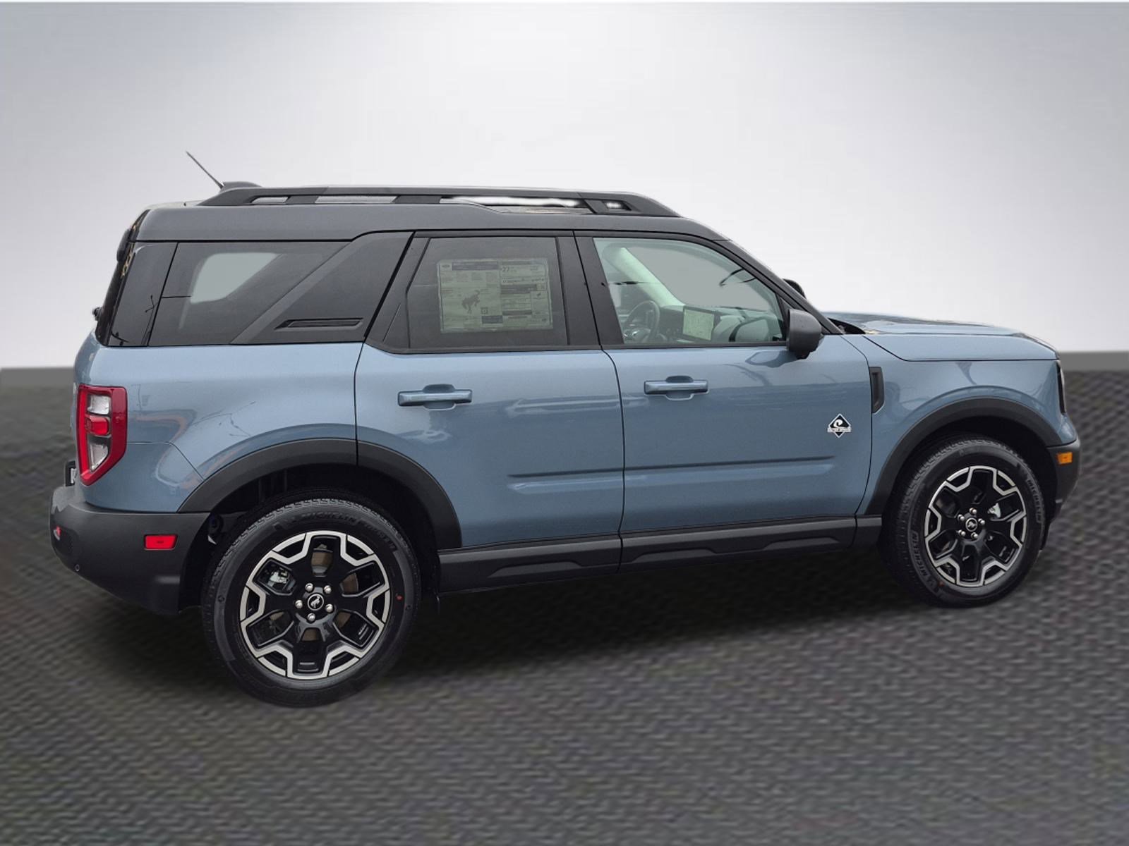 New 2025 Ford Bronco Sport Outer Banks w/ Outer Banks Tech Package+ image 4