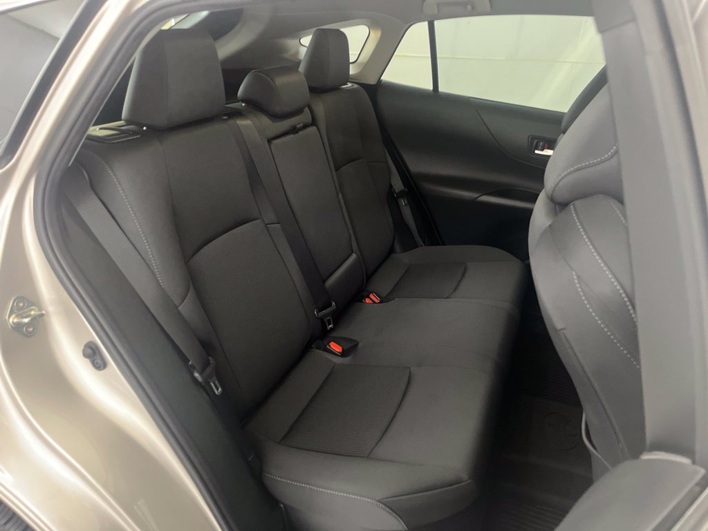 Used 2024 Toyota Venza LE AWD/4WD image 21