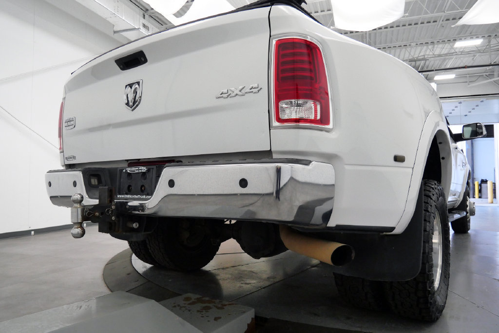 Used 2015 RAM 3500 Laramie Longhorn w/ Convenience Group AWD/4WD image 36