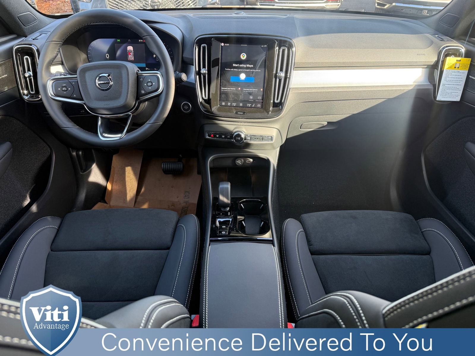 New 2026 Volvo XC40 B5 Ultra w/ Protection Package Premier image 2