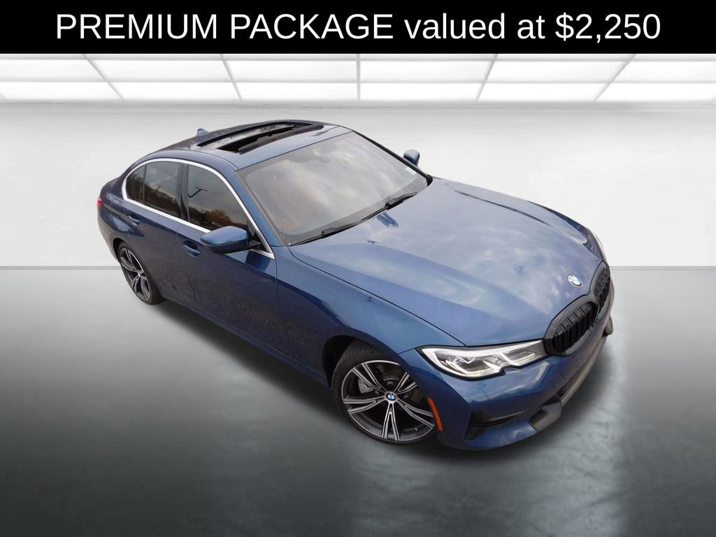 Used 2022 BMW 330i xDrive Sedan w/ Premium Package image 2
