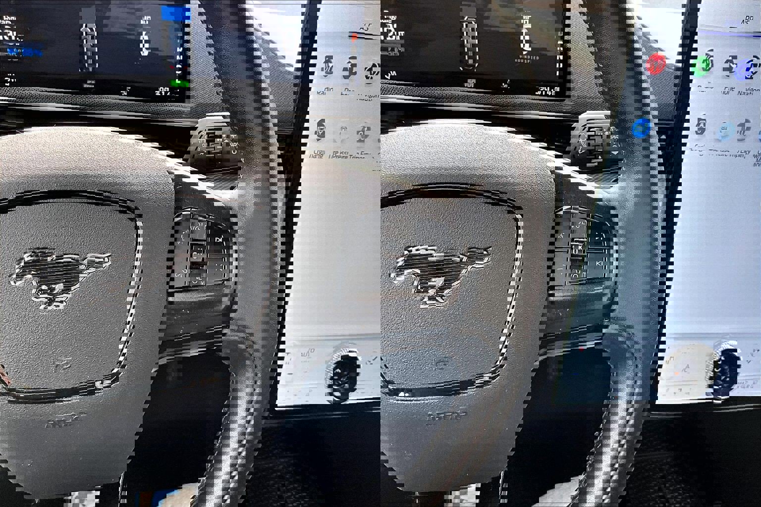 Used 2021 Ford Mustang Mach-E Select w/ Comfort/Appearance Package image 23