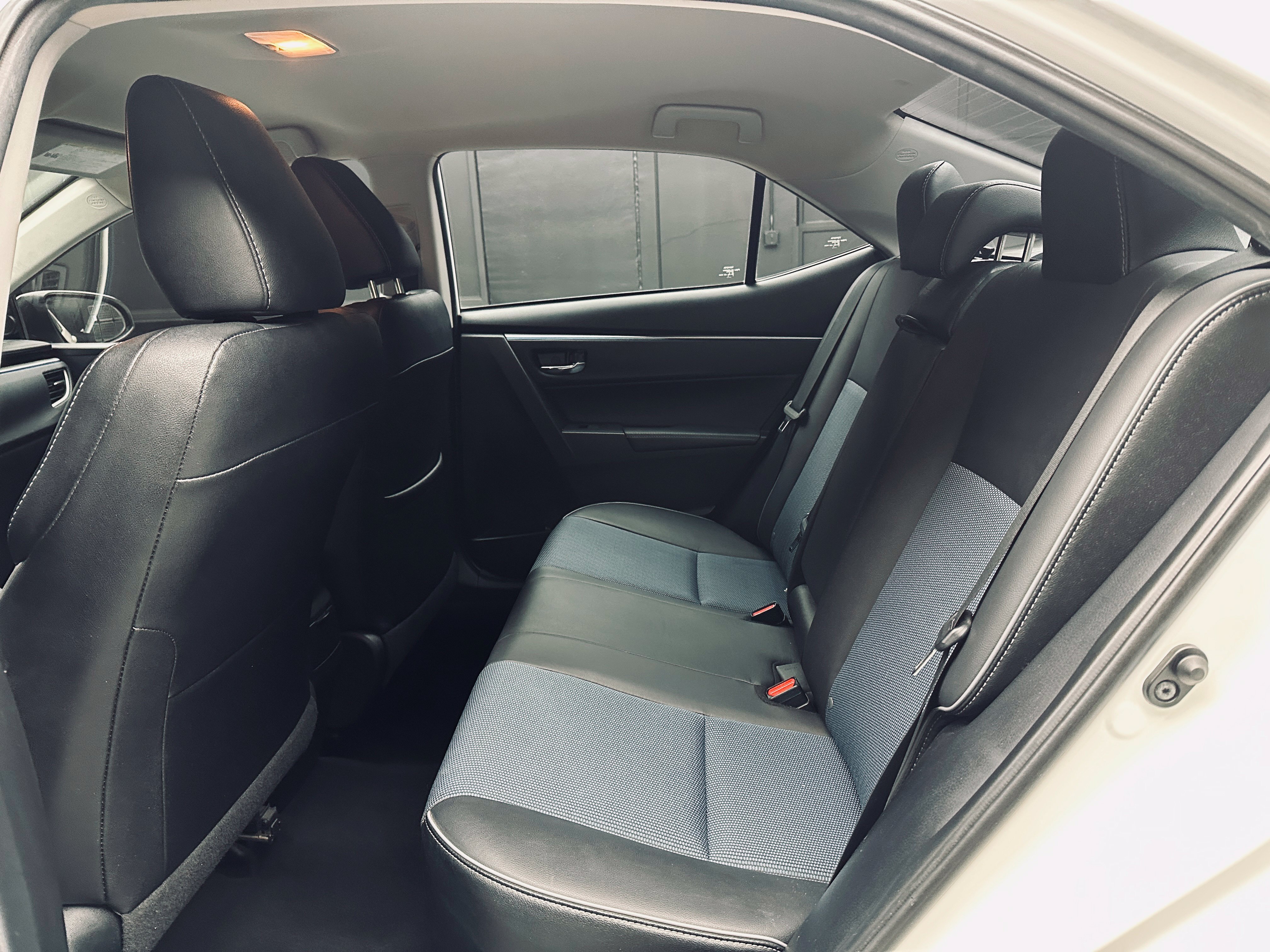 Used 2015 Toyota Corolla S FWD image 19