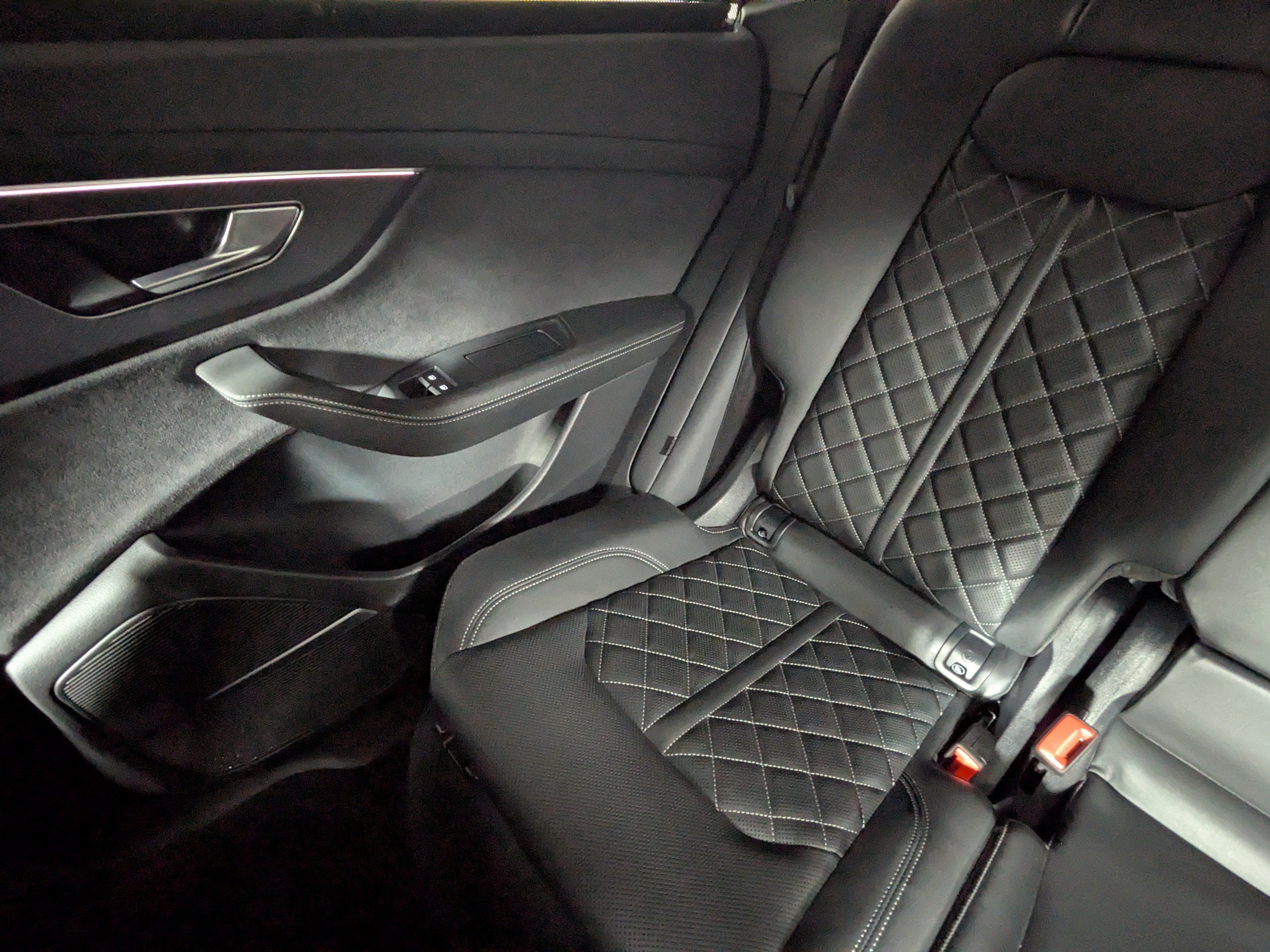 Certified 2026 Audi SQ8 Prestige AWD/4WD image 13