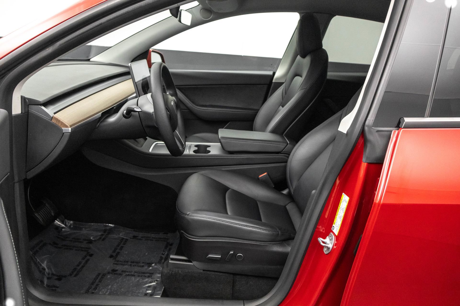 Used 2022 Tesla Model Y Long Range image 5