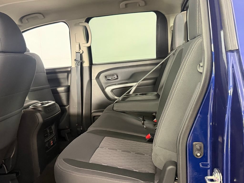 Used 2024 Nissan Titan SV w/ SV Convenience Package AWD/4WD image 26