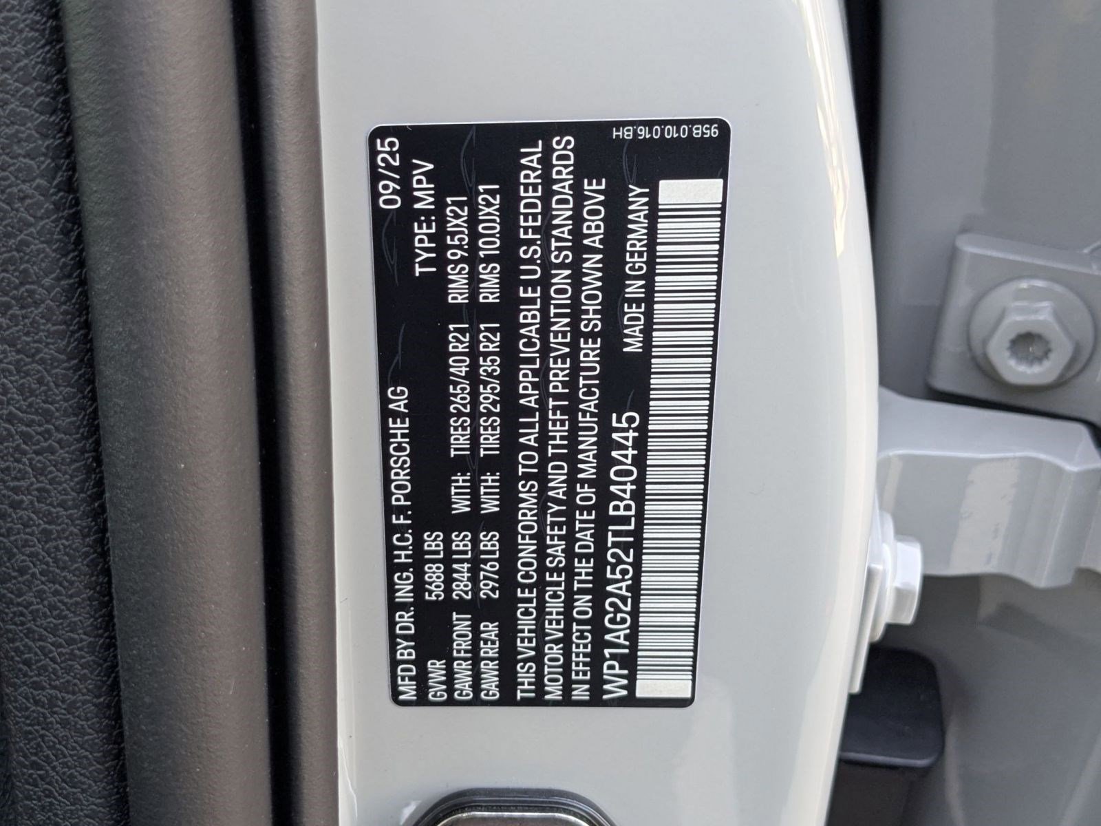 New 2026 Porsche Macan S image 30