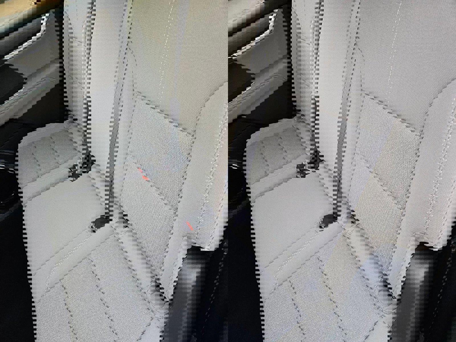 New 2026 GMC Acadia Elevation image 27