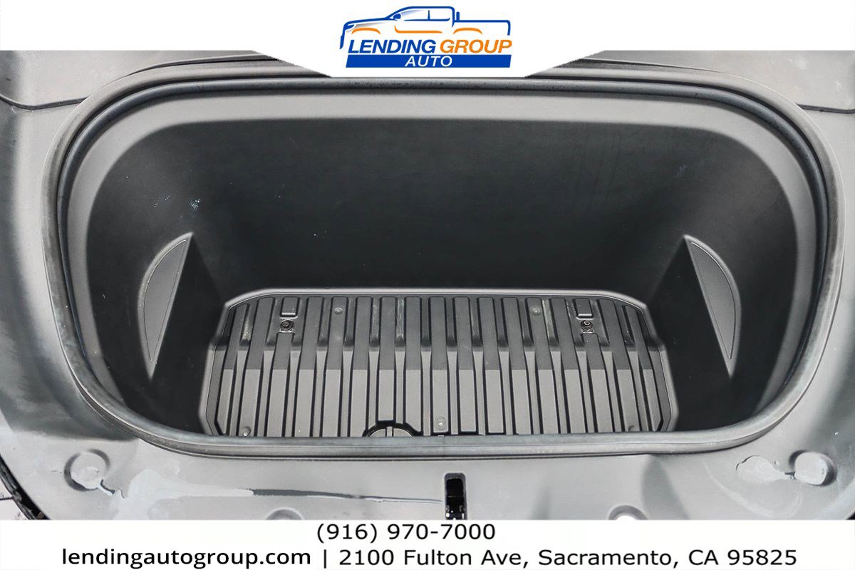 Used 2021 Tesla Model Y Long Range image 25