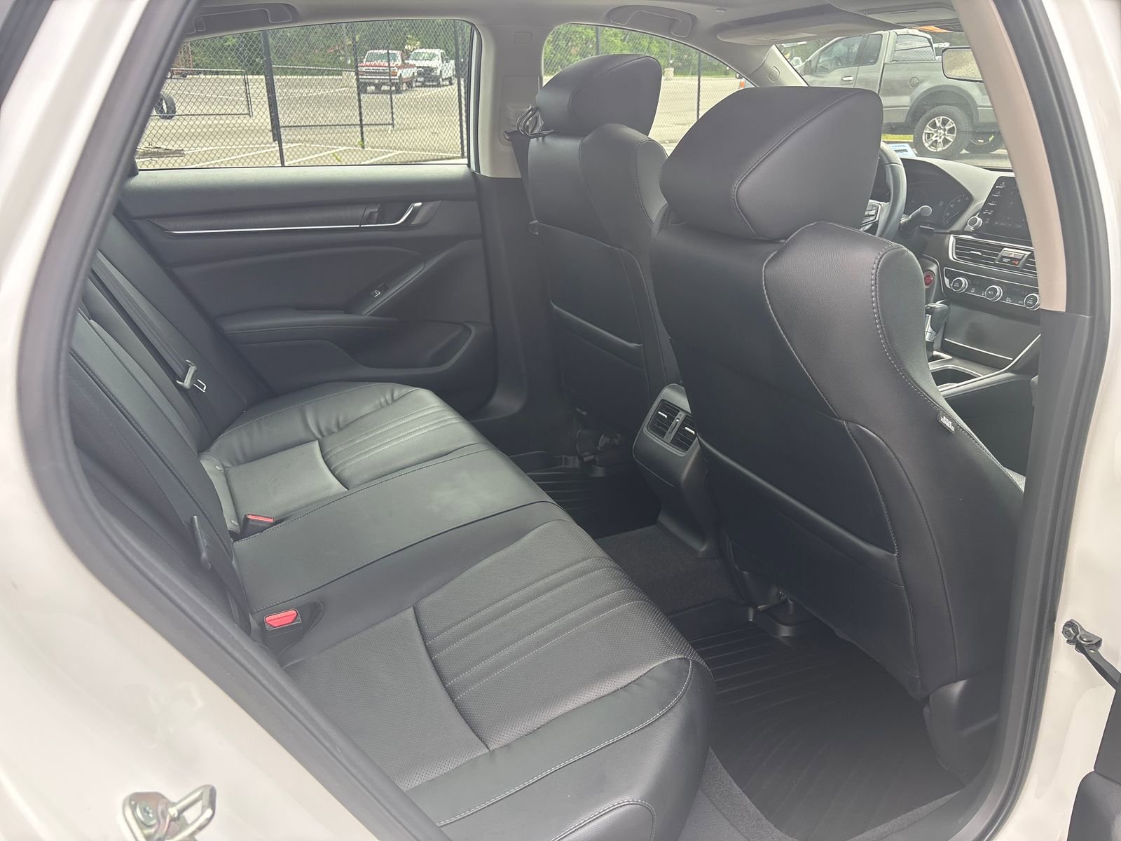 Certified 2018 Honda Accord EX-L image 11