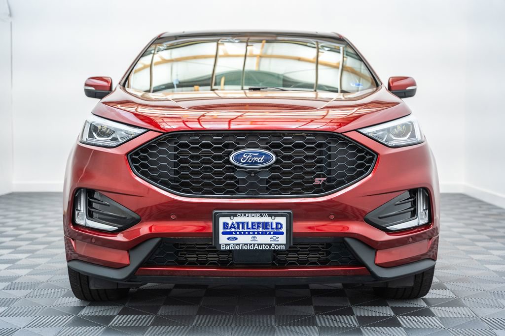 Used 2019 Ford Edge ST w/ Equipment Group 401A AWD/4WD image 2