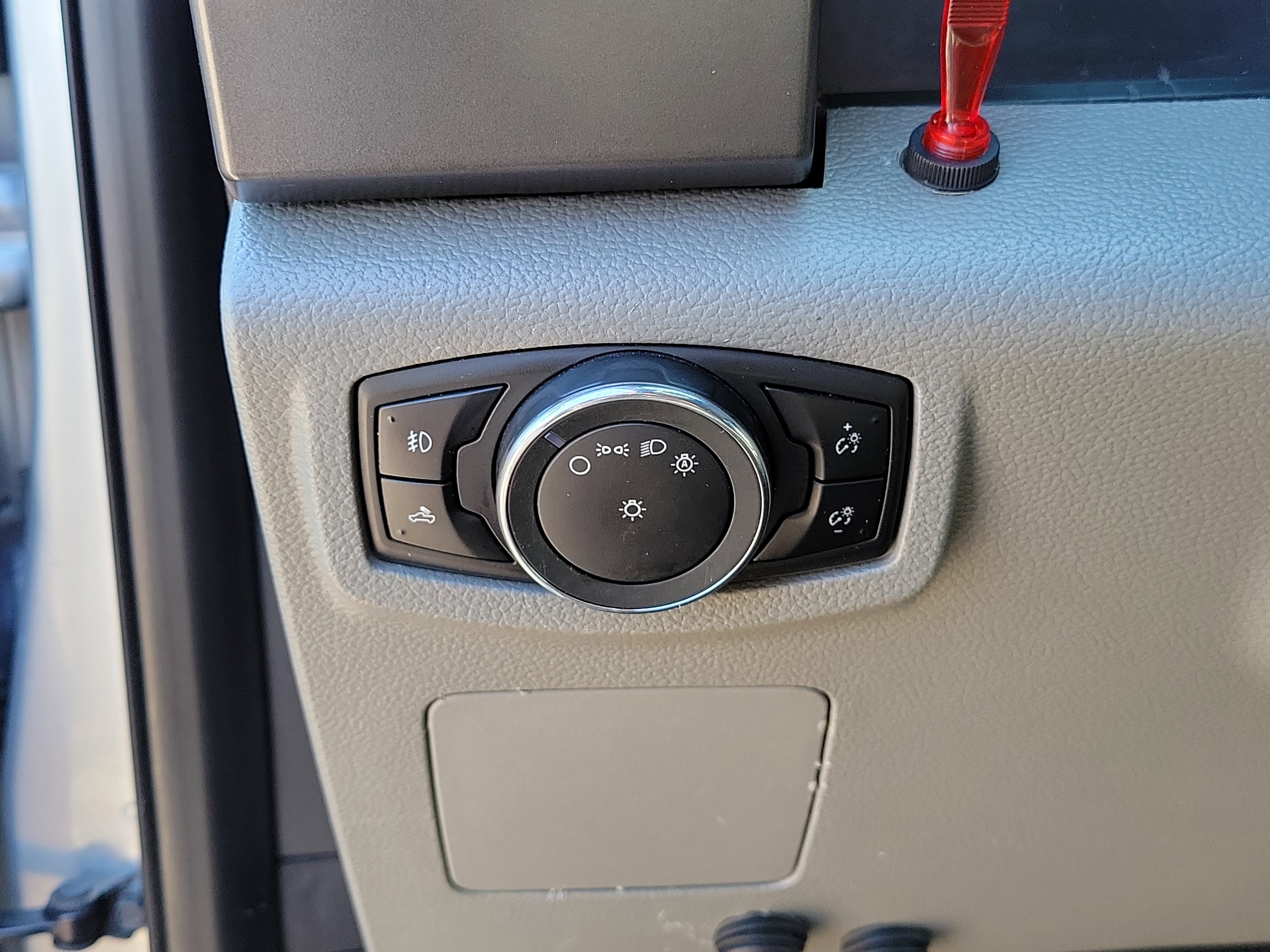 Used 2015 Ford F150 XLT w/ XTR Package image 20