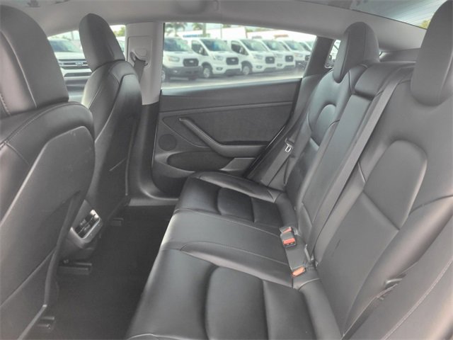 Used 2021 Tesla Model 3 Performance image 9